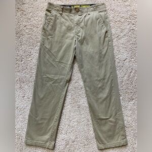 Men’s Lee X-Treme Comfort khaki pants